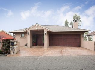 6822 Charing Cross Rd, Berkeley, CA 94705