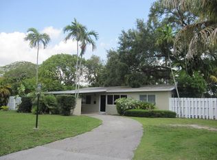 6541 SW 76th Ter, South Miami, FL 33143