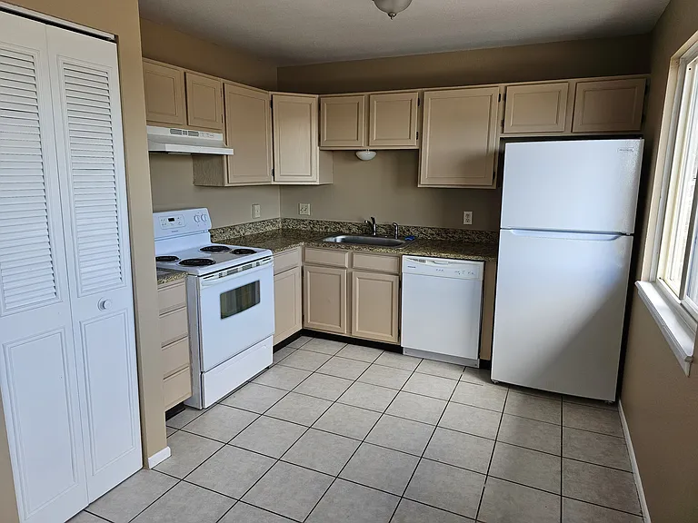 3480 Cochran Dr #A — Photo 4