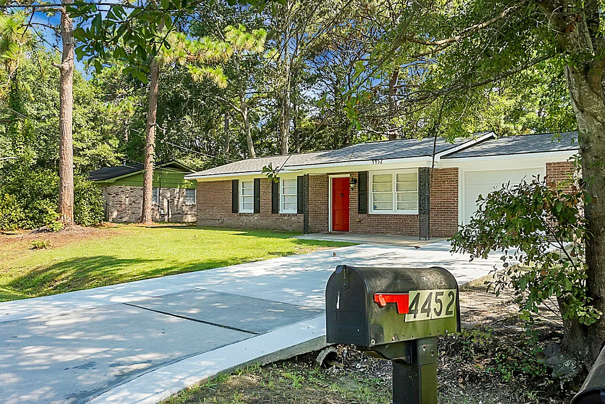 Building Photo - 4452 Garwood Dr