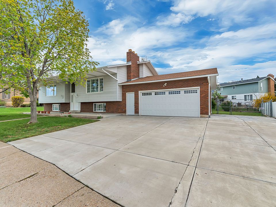 1st image of 634 N Adamswood Rd