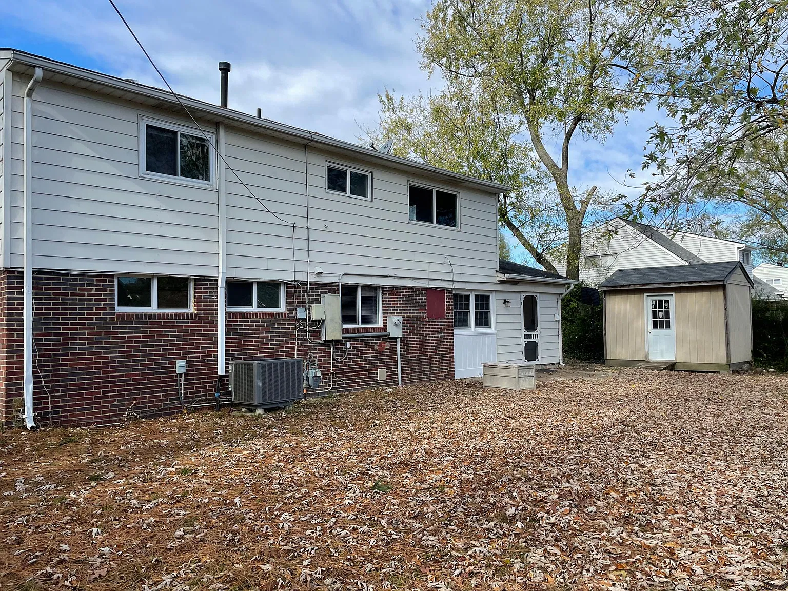 1209 Bowden Rd — Photo 2