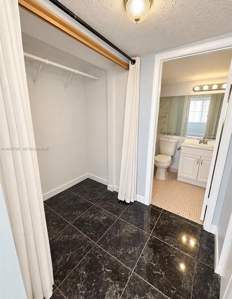 1 bed, 790 sqft, $1,600 — Photo 3