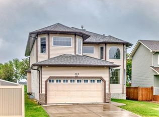204 Reichert Dr, Beaumont, AB T4X0B9