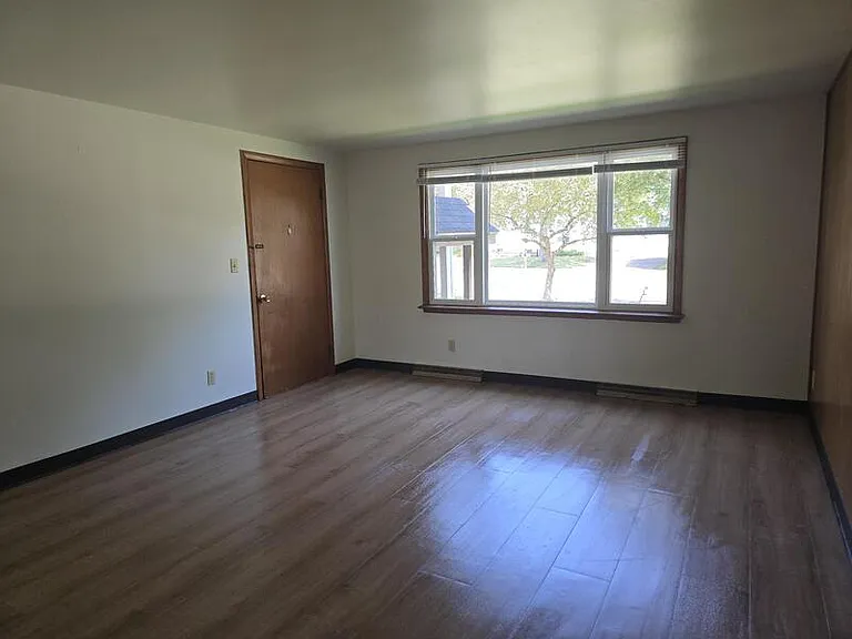 958 Gay Dr #3 — Photo 4