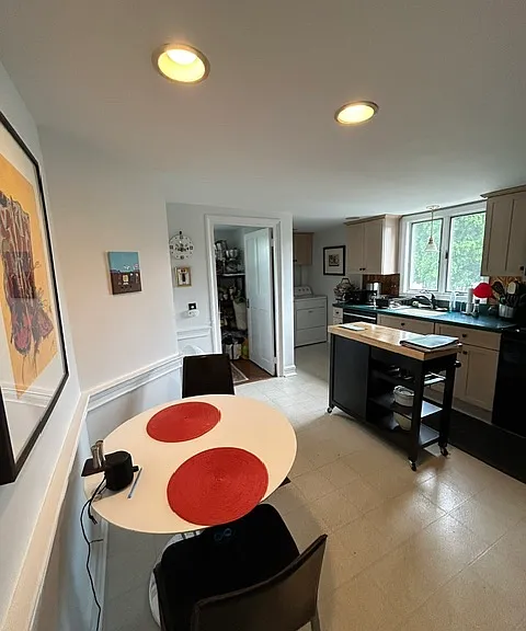 843 N Main St #1 — Photo 8