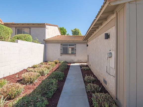 5th image of 5655 Falling Leaf Ln