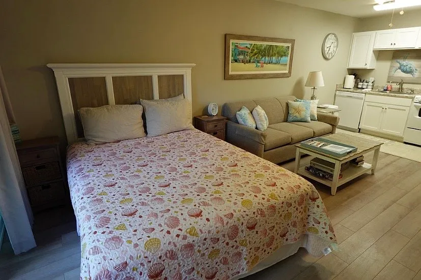 415 Ocean Creek Dr — Photo 4