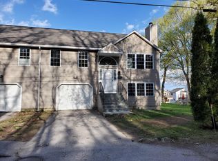 41 Locust Ave, Worcester, MA 01604