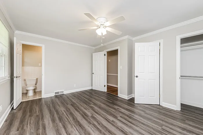 1538 Abbey Ct — Photo 5