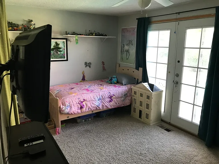 113 Houston Rd — Photo 13