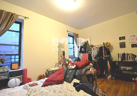 Rented by Bold New York | media 11