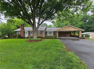 4875 Follansbee Rd, Winston Salem, NC 27127