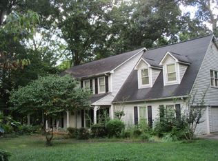 140 Tanglewood Dr, Fayetteville, GA 30214