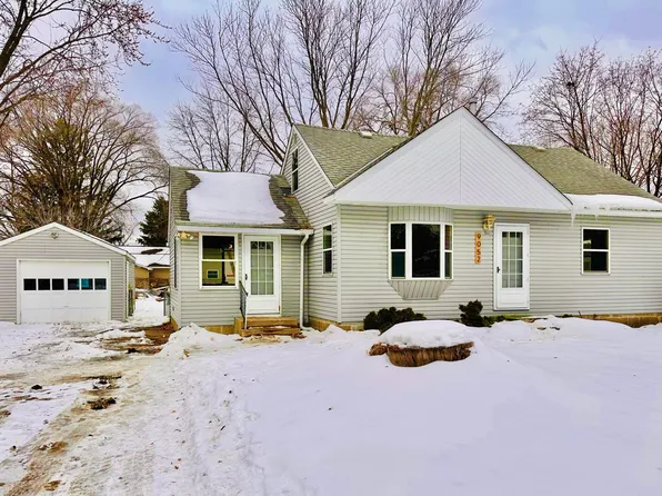 9052 Jackson Ave, Lexington, MN 55014