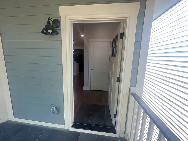 309 W Duffy St #A — Photo 38