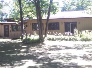 W11382 Riverside  Road, Marion, WI 54950