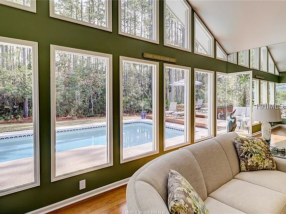 3rd image of 32 Big Woods Dr