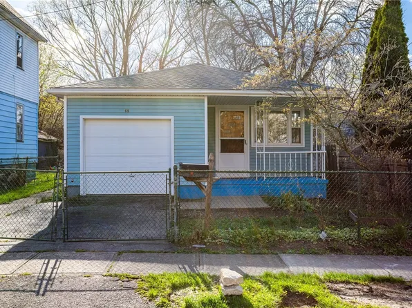 69 Moulson St, Rochester, NY 14621