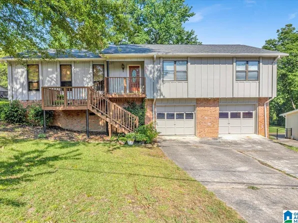 3301 Sunniroc Rd, Birmingham, AL 35210