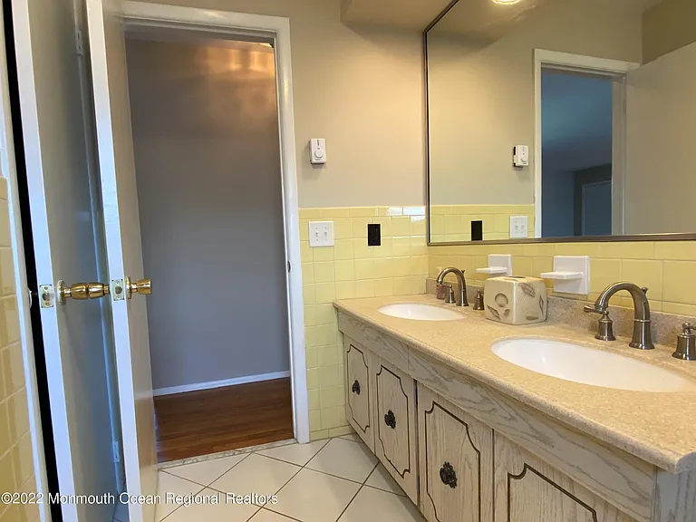 1501 Ocean Ave #1W — Photo 19