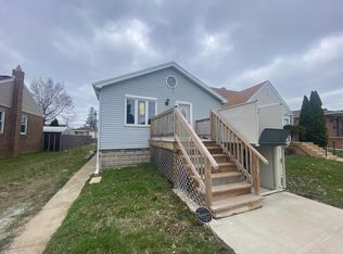 560 Greenbay Ave, Calumet City, IL 60409