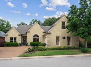 620 Warwick Oaks Ln W, Collierville, TN 38017
