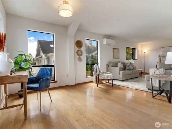 809 N G Street #201, Tacoma, WA 98403
