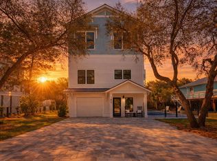 180 Betty St, Santa Rosa Beach, FL 32459