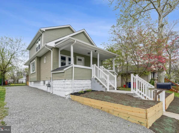 220 W Evergreen Ave, Somerdale, NJ 08083