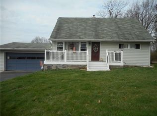 2877 Shadylane Dr, New Castle, PA