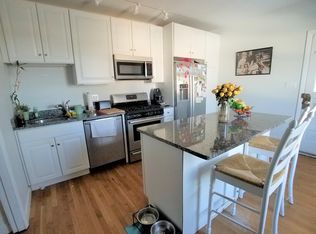 286 Concord Ave APT 3B, Cambridge, MA 02138