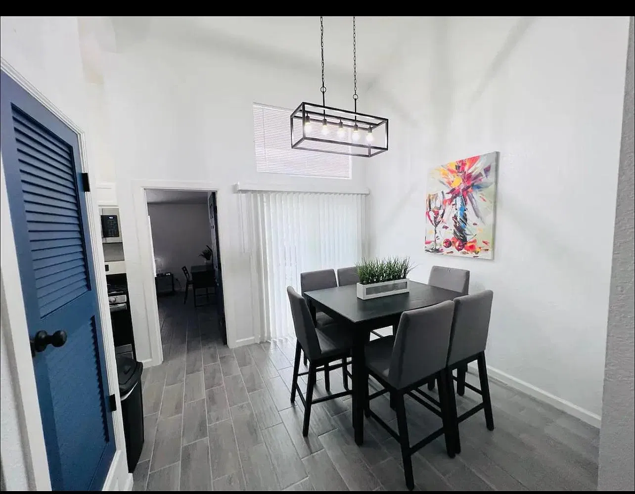 3 bed, 1179 sqft, $1,650 — Photo 3