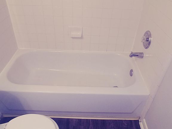 4th image of 211 Wild Buffalo Dr