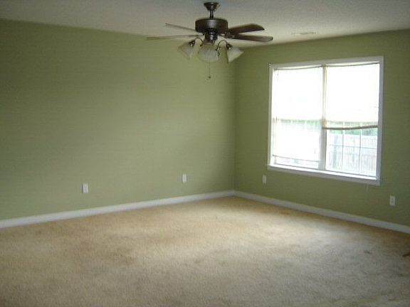 2nd image of 143 Elkwood Dr