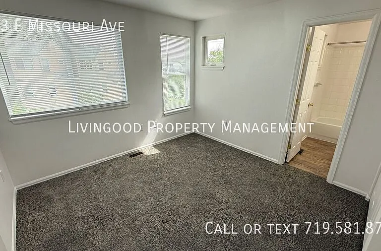 323 E Missouri Ave — Photo 6