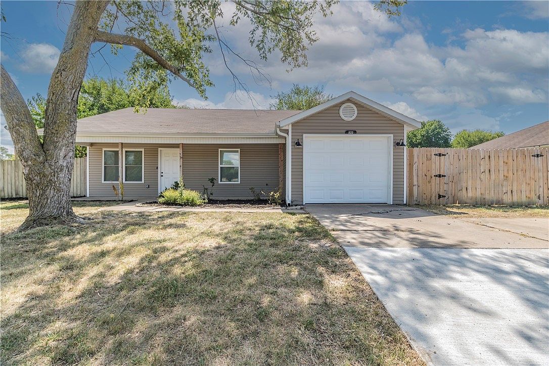 533 E Maple Ave, Springdale, AR 72764 Zillow