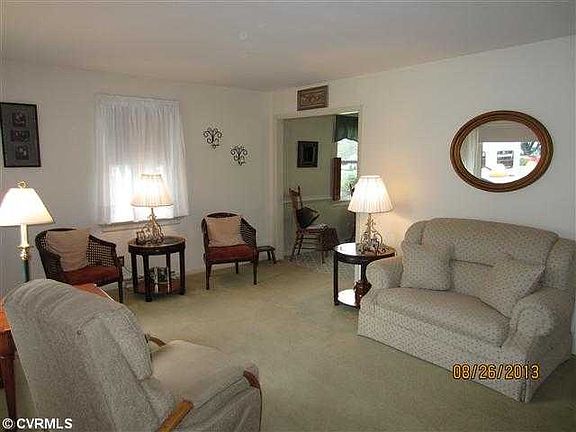 3rd image of 7972 Kenmore Dr