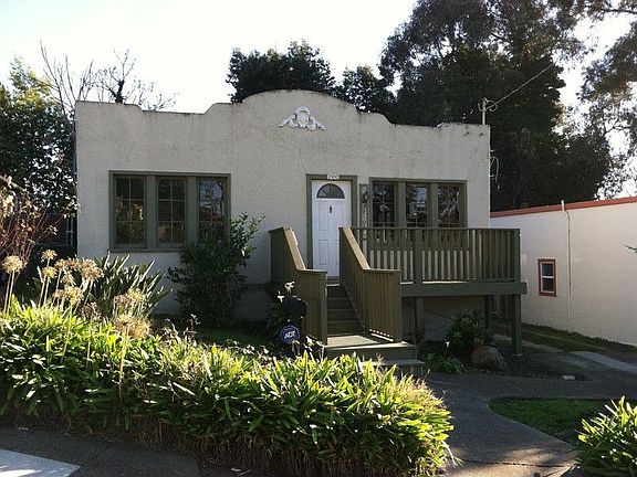 3rd image of 3100 Partridge Ave