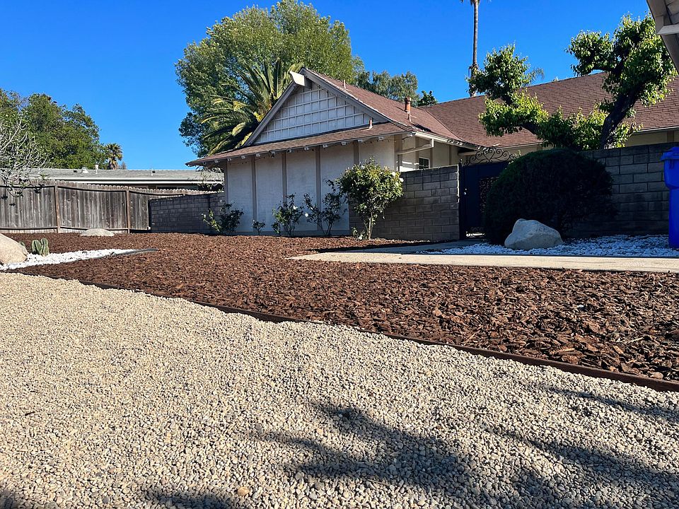 1st image of 308 E Avenida De Los Arboles