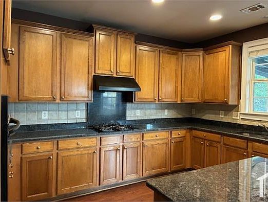 5th image of 3076 Bridge Walk Dr