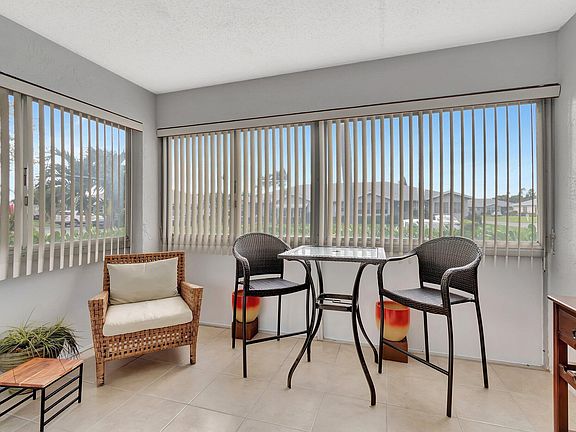 4th image of 14619 Canalview Drive #B