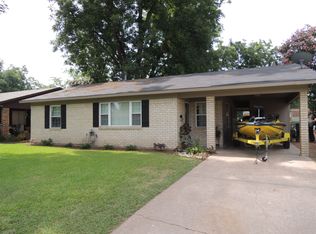 1411 Stuart Cir, Bossier City, LA 71112