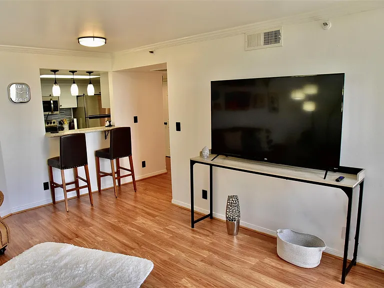 3525 Sage Rd #701 — Photo 3