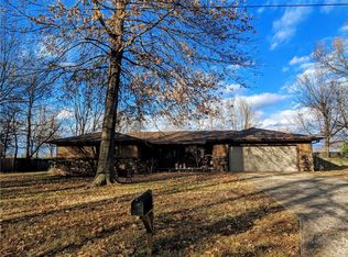 2501 Trails End Dr, Bentonville, AR 72712