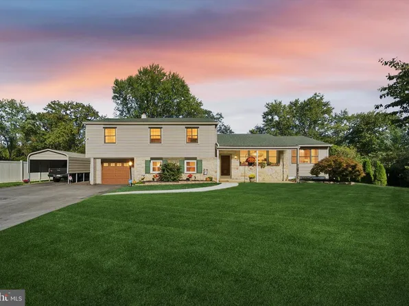 1131 Nottingham Dr, West Chester, PA 19380