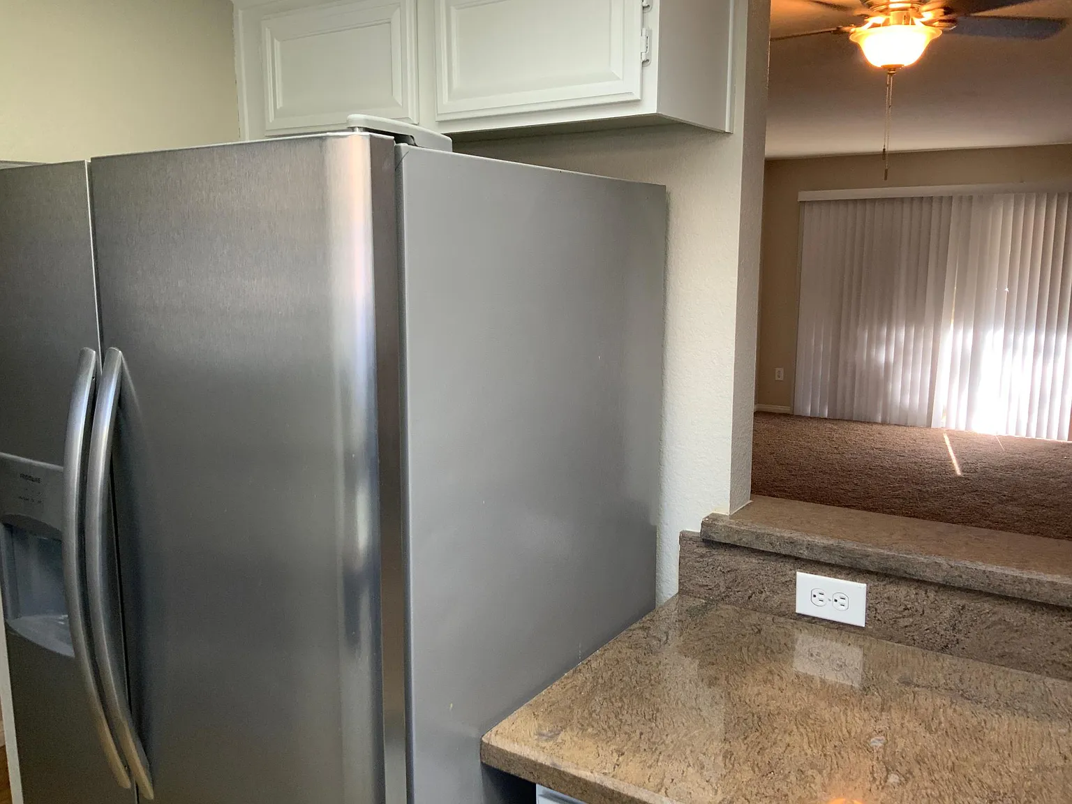 2 bed, 1008 sqft, $1,420 — Photo 2