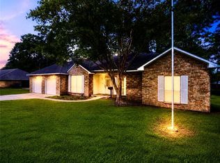 1606 W Medalist Rd, Pineville, LA 71360