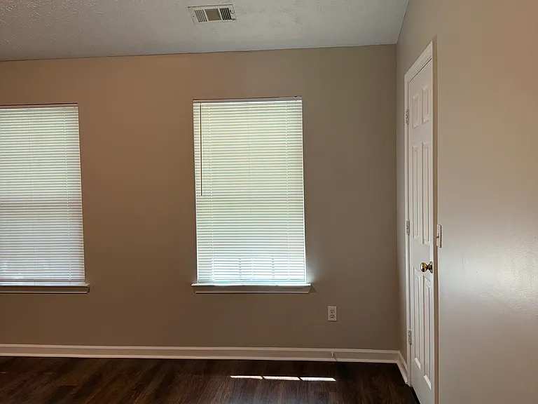 6071 Camden Forrest Dr — Photo 36