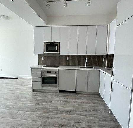 5th image of 2908 Highway 7 Rd #1101